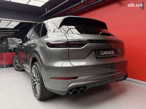 Porsche Cayenne 2019 - фото 19