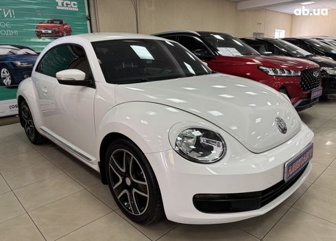 Volkswagen Beetle 2012 белый - фото 9