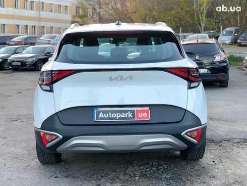 Kia Sportage 2023 белый - фото 6