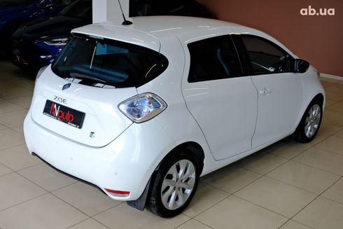 Renault Zoe 2015 белый - фото 5