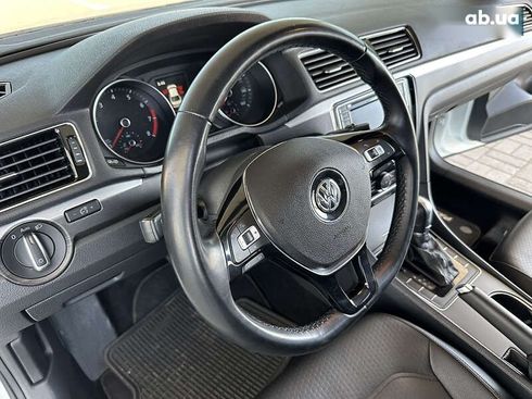 Volkswagen Passat 2018 - фото 23
