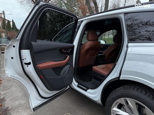 Audi Q7 2023 белый - фото 137