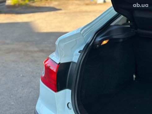 Renault Laguna 2007 белый - фото 28