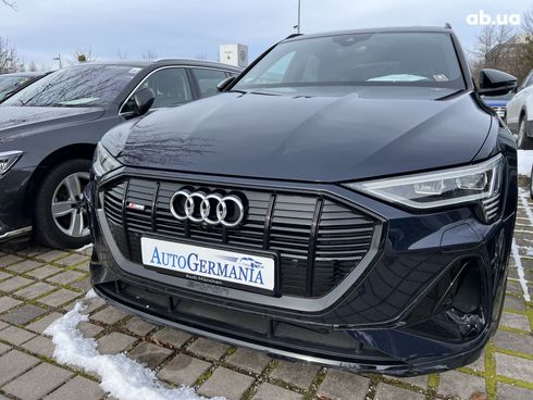 Audi E-Tron 2022 - фото 7