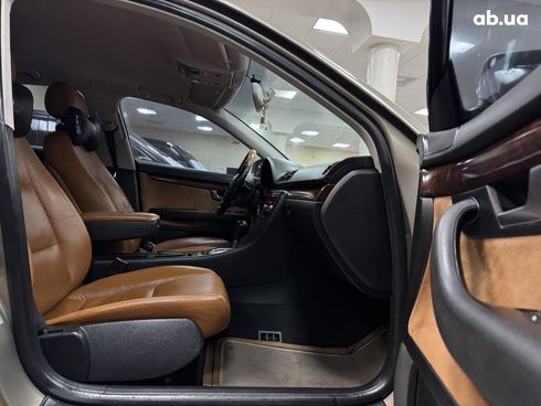 Audi A4 2006 бежевый - фото 9