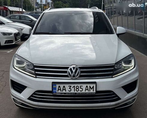 Volkswagen Touareg 2015 - фото 3