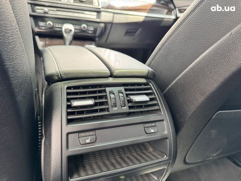 BMW 5 серия 2015 серый - фото 21