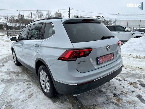 Volkswagen Tiguan 2018 - фото 10