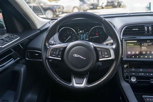 Jaguar F-Pace 2020 - фото 25