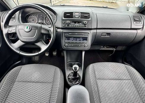 Skoda Fabia 2011 - фото 25