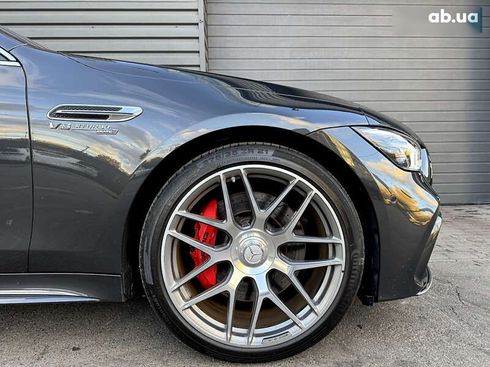 Mercedes-Benz AMG GT 4 2020 - фото 16