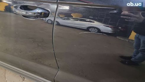 Volkswagen Touareg 2019 - фото 15