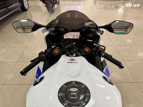 Honda CBR 2012 белый - фото 7