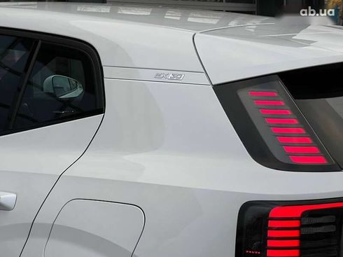Volvo EX30 2024 - фото 25