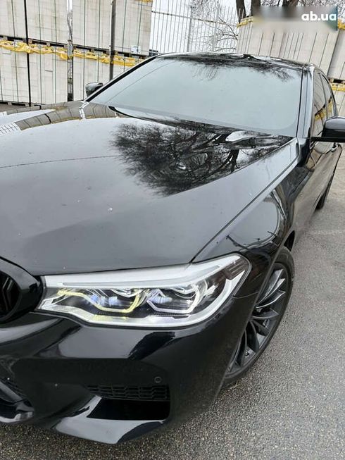 BMW 5 серия 2017 - фото 16