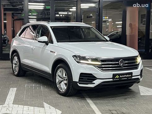 Volkswagen Touareg 2019 - фото 6