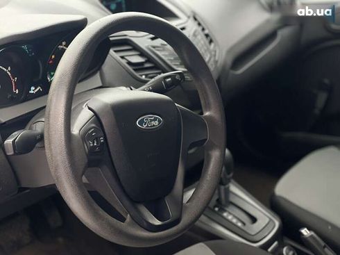 Ford Fiesta 2016 - фото 13