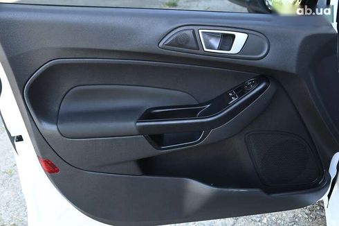 Ford Fiesta 2017 - фото 16