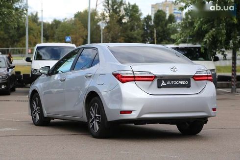 Toyota Corolla 2018 - фото 7