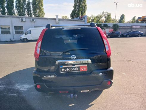 Nissan X-Trail 2013 черный - фото 6