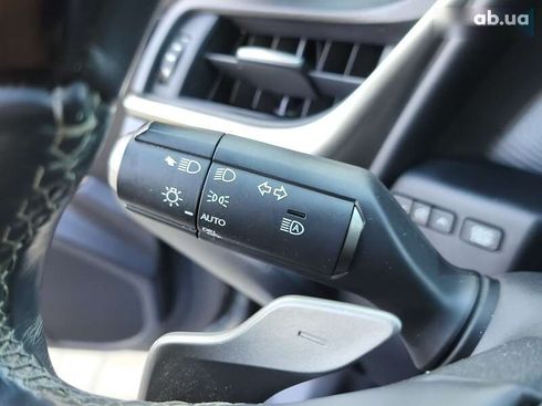 Lexus ES 2021 - фото 27
