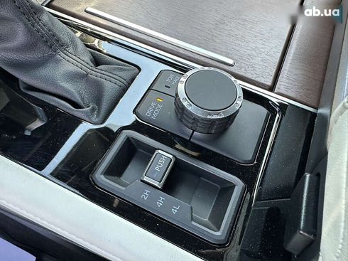 Toyota Sequoia 2023 - фото 15