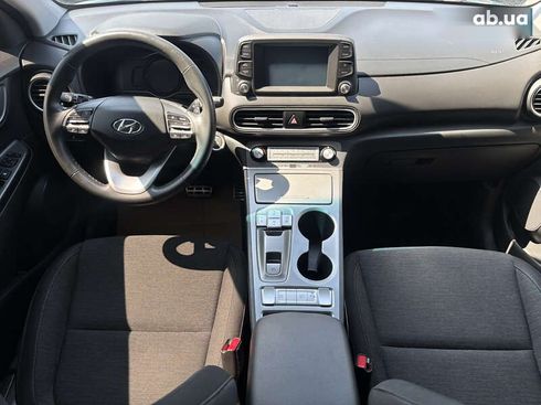 Hyundai Kona Electric 2020 - фото 21
