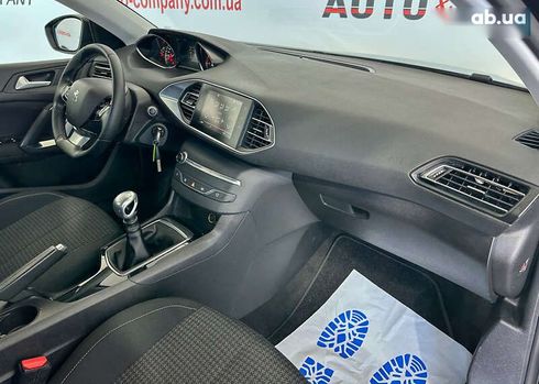 Peugeot 308 2019 - фото 14