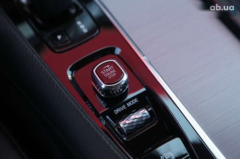 Volvo XC90 2020 - фото 23