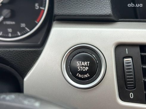 BMW 3 серия 2010 белый - фото 26