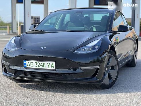 Tesla Model 3 2020 - фото 4