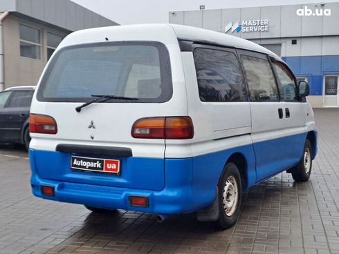 Mitsubishi L 400 2000 белый - фото 3
