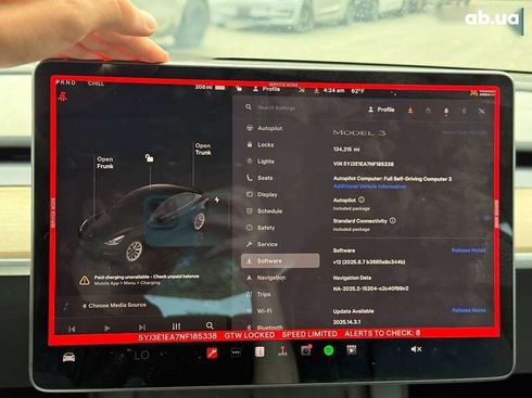 Tesla Model 3 2022 - фото 7