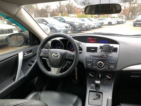 Mazda 3 2012 серый - фото 27