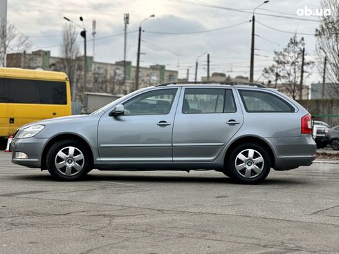 Skoda Octavia 2012 серый - фото 2