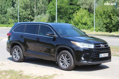 Toyota Highlander 2017 - фото 10