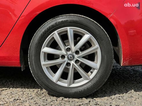 Renault Megane 2017 - фото 22