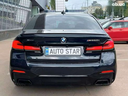 BMW 5 серия 2021 - фото 6