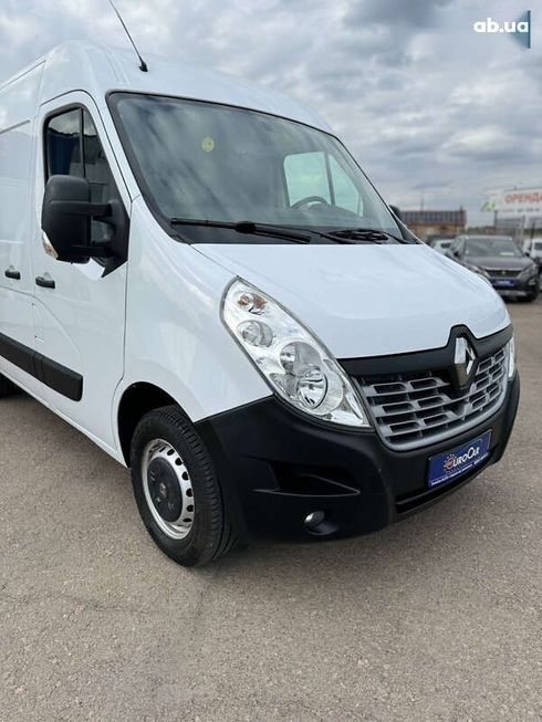 Renault Master 2019 - фото 16