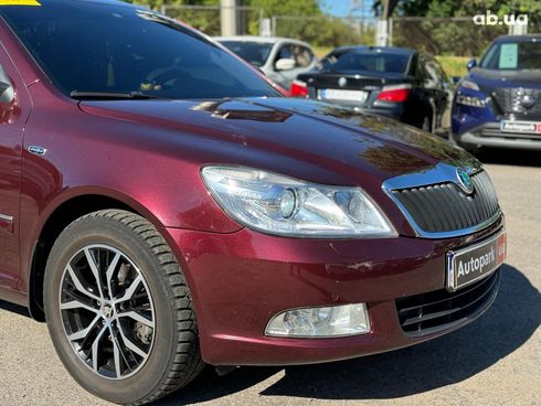 Skoda Octavia 2011 красный - фото 12