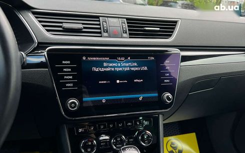 Skoda Superb 2018 - фото 18