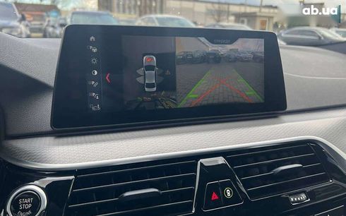 BMW 5 серия 2017 - фото 18