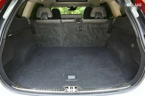 Volvo XC60 2017 - фото 30