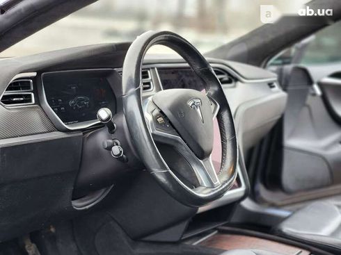 Tesla Model S 2016 - фото 17