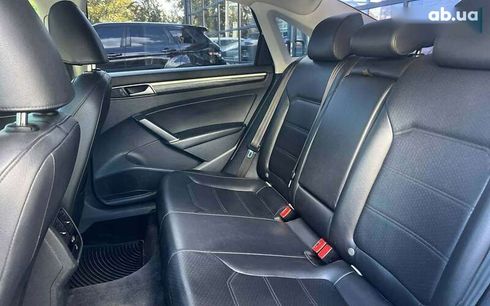 Volkswagen Passat 2015 - фото 22