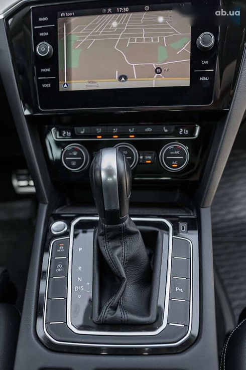 Volkswagen passat alltrack 2020 - фото 24