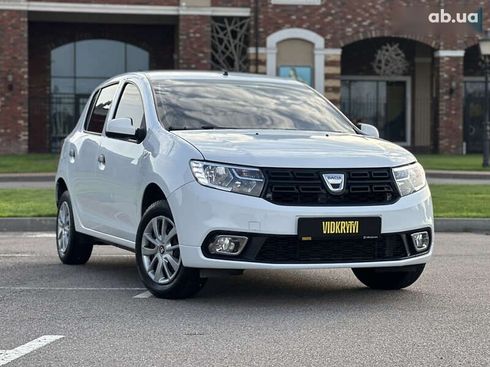 Dacia Sandero 2018 - фото 5
