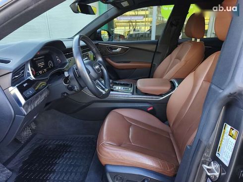 Audi Q8 2019 - фото 11