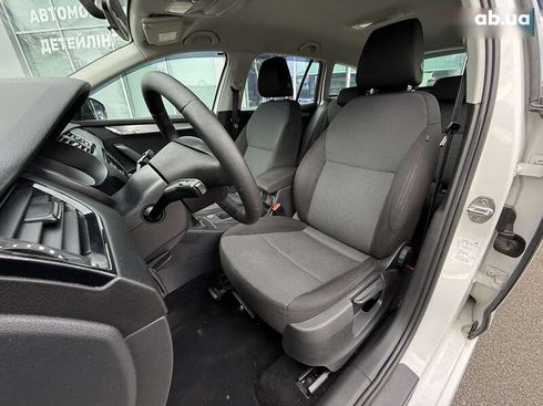 Skoda Octavia 2016 - фото 14