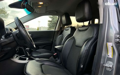 Jeep Compass 2017 - фото 16
